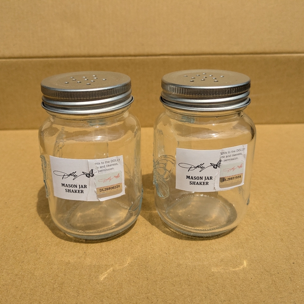 Dolly Parton~ Kitchen ~Glass Butterfly ~Salt and Pepper ~Mason Jar ~Shakers~NEW!